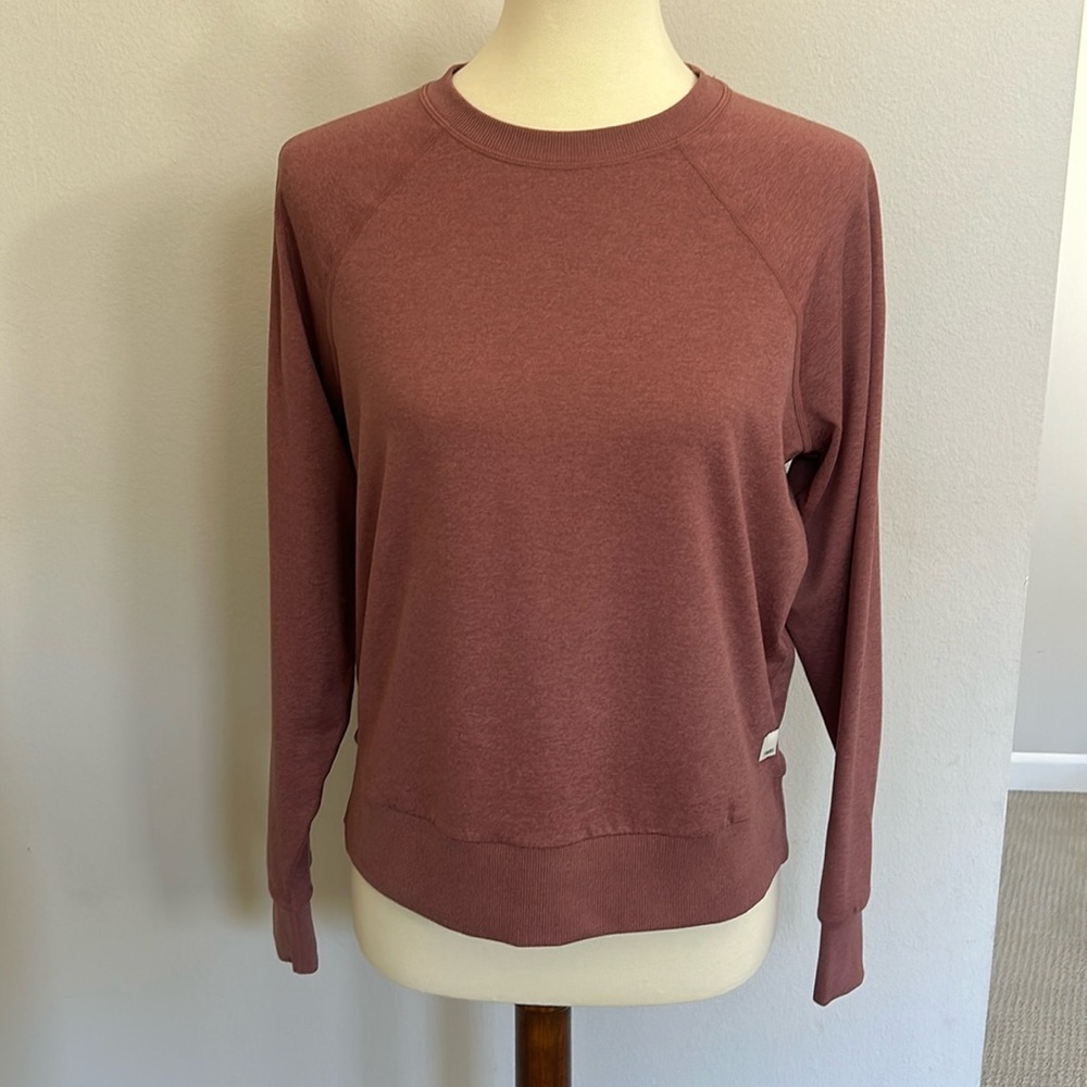 Vuori halo crew top